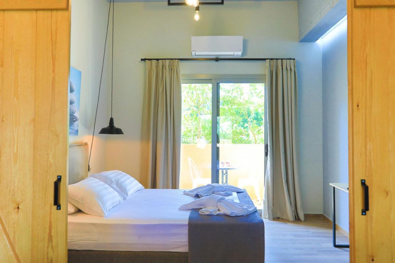 Senses Suites Dassiá Eksteriør bilde