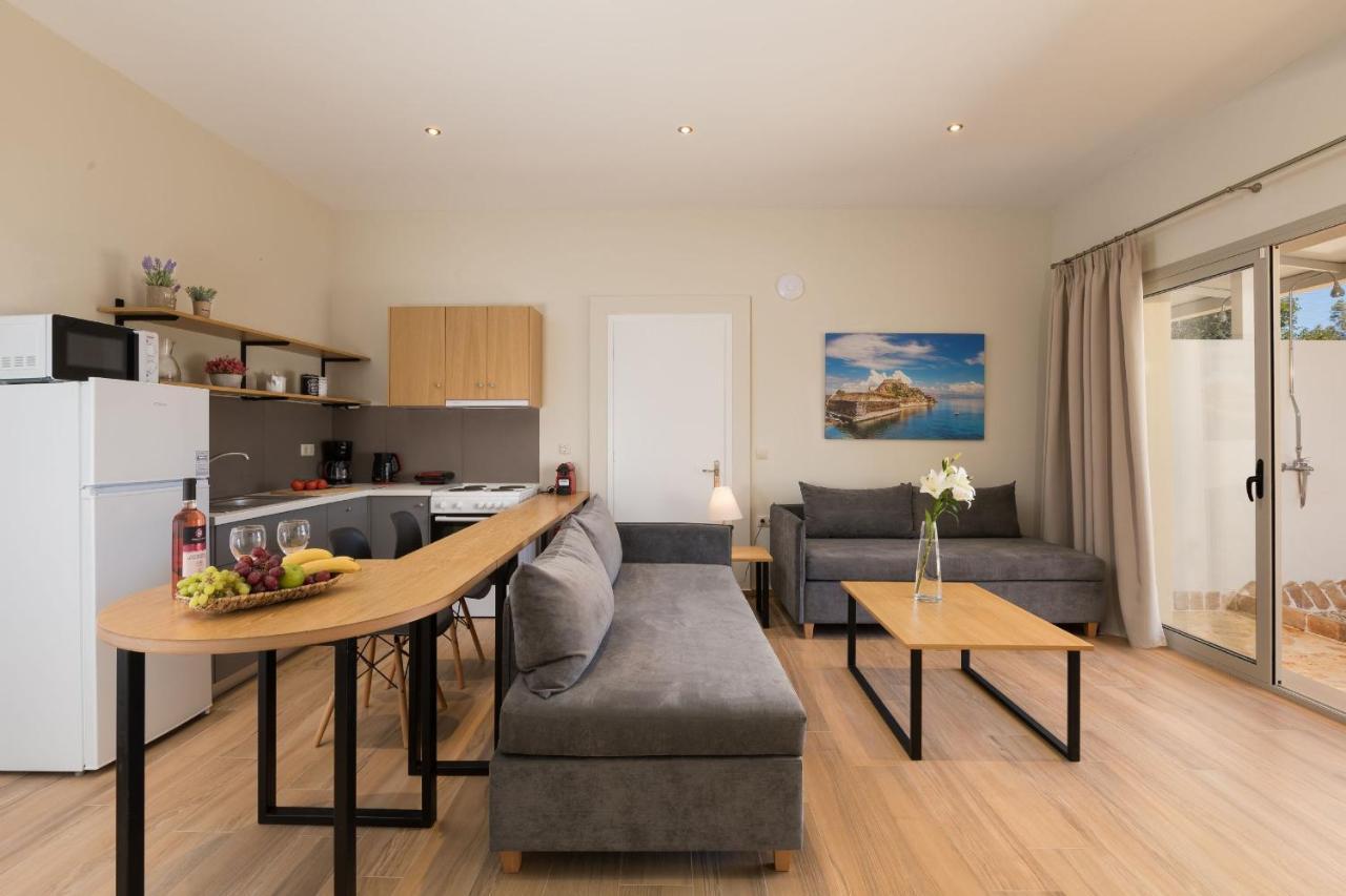 Senses Suites Dassiá Eksteriør bilde