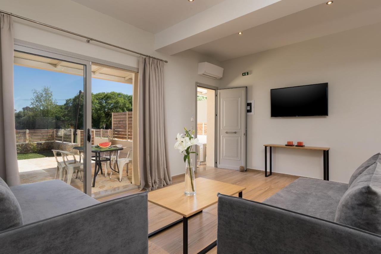 Senses Suites Dassiá Eksteriør bilde