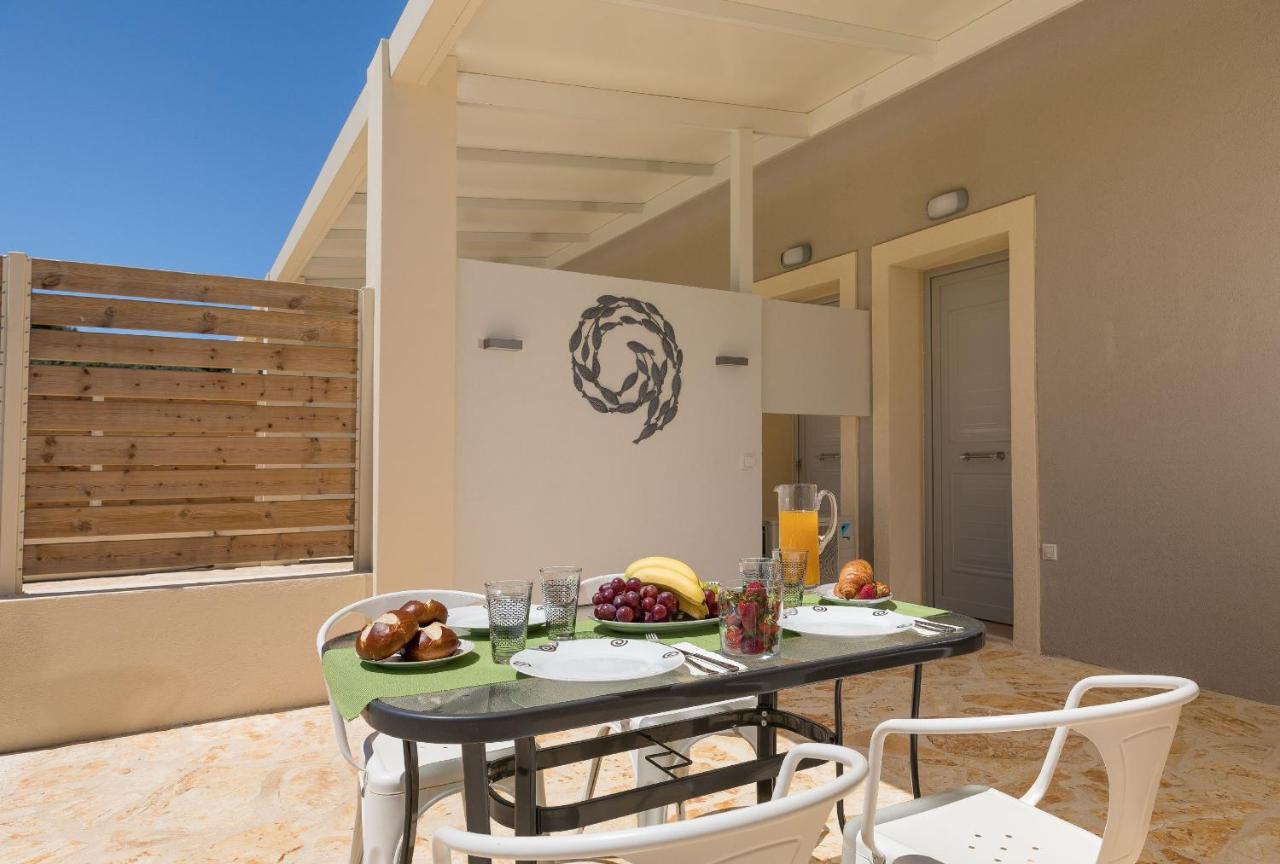 Senses Suites Dassiá Eksteriør bilde